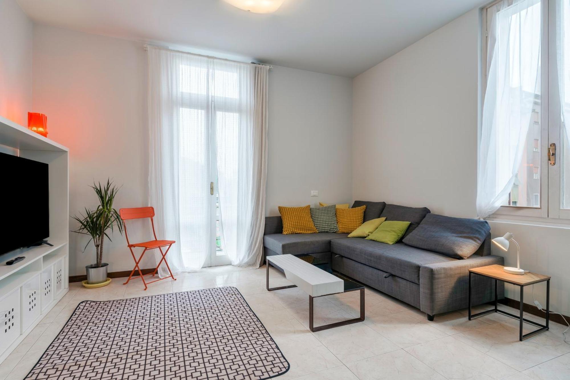 Apartment In Via Cremona - Brescia City - By Host4U Exterior foto